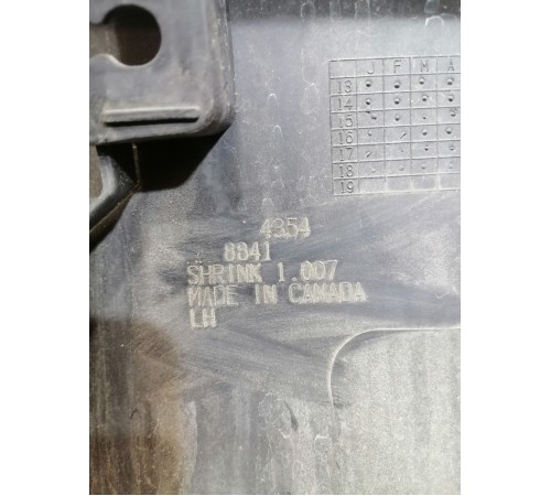 Накладка двери задняя левая нижняя, молдинг