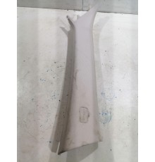 Накладка стойки лобового стекла правая