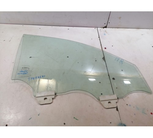 Стекло двери переднее правое