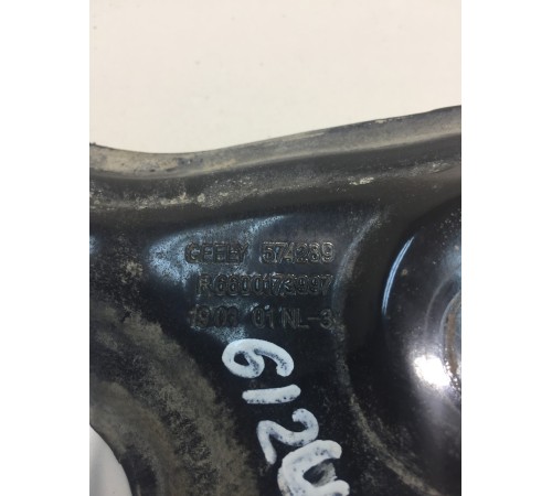 Задняя правая лямка переднего подрамника