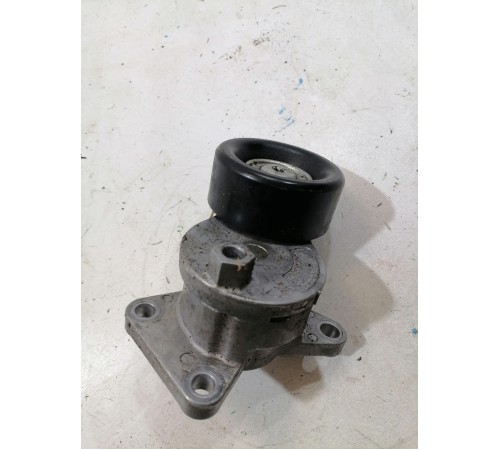 Ролик натяжитель