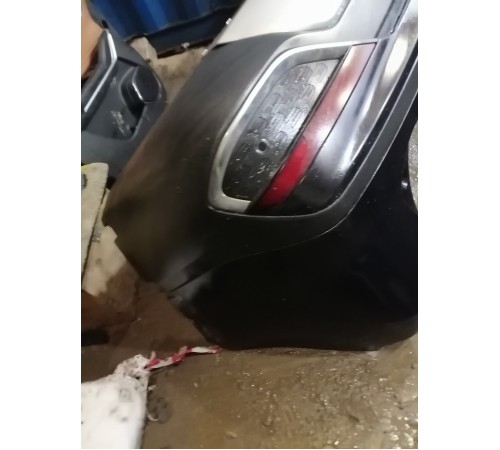 Задний бампер в сборе