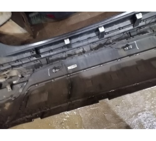 Задний бампер в сборе