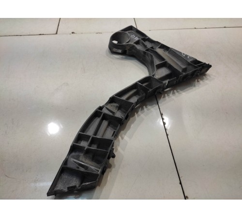 Кронштейн крепления заднего бампера (левый)