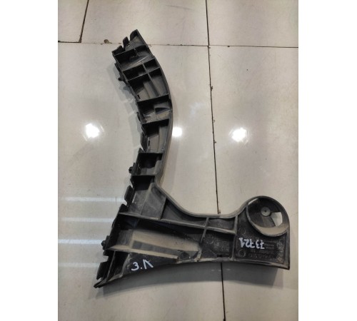 Кронштейн крепления заднего бампера (левый)