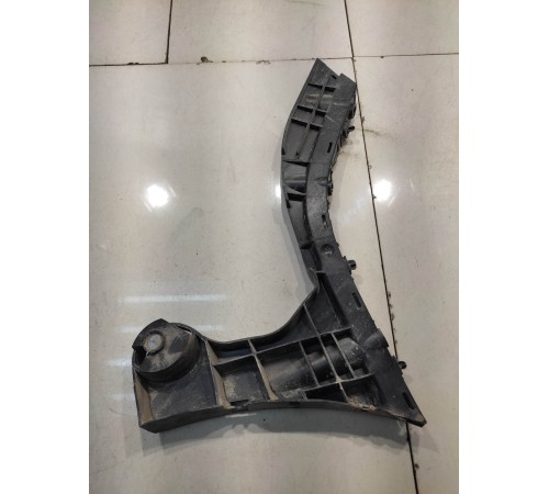 Кронштейн крепления заднего бампера (левый)