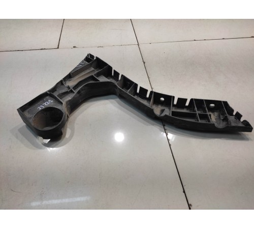 Кронштейн крепления заднего бампера (левый)