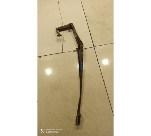 Поводок стеклоочистителя