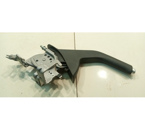 Рычаг стояночного тормоза