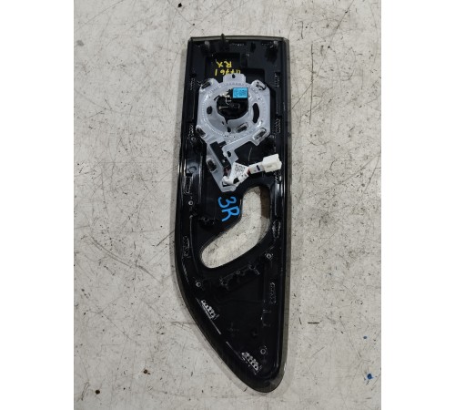 Накладка обшивки двери с динамиком задняя правая