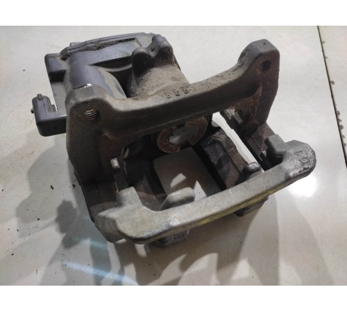 Суппорт (задний, левый)