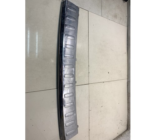 Накладка заднего бампера