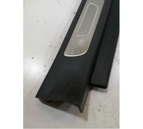 Накладка порога задняя левая