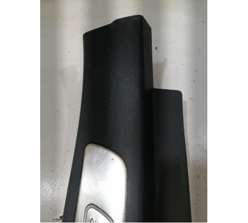 Накладка порога задняя левая