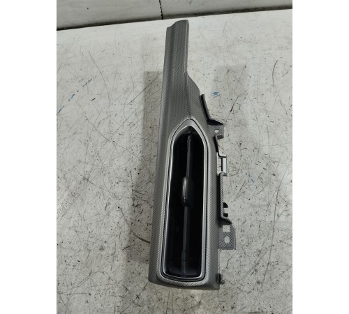 Воздушный дефлектор передний левый