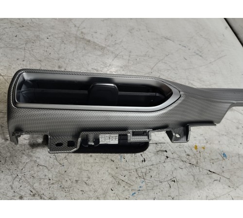 Воздушный дефлектор передний левый