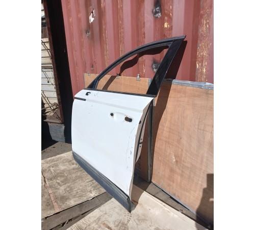 Дверь передняя левая