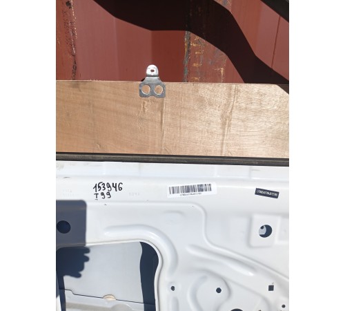 Дверь передняя левая