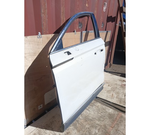 Дверь передняя левая