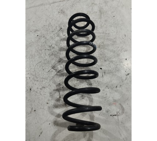 Пружина подвески задняя правая