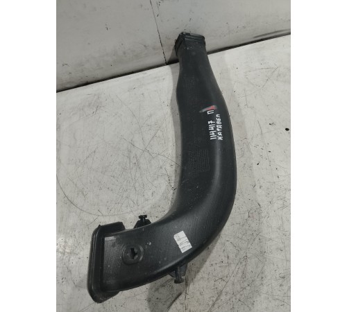 Воздуховод отопителя (печки) передний левый