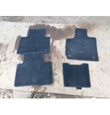 Комплект ковриков салона