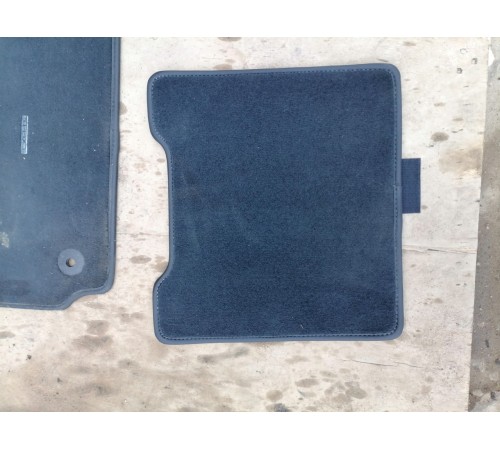 Комплект ковриков салона