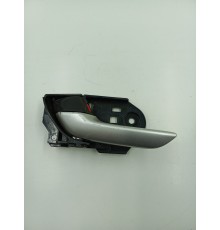 Ручка двери передняя левая внутренняя