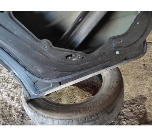 Дверь (задняя, левая)