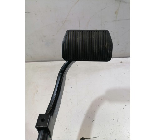 Педаль тормоза