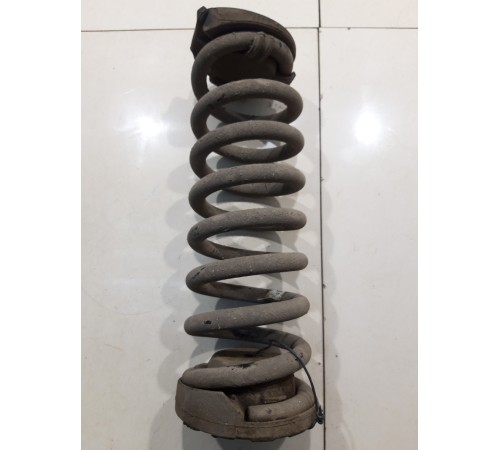 Пружина подвески (задняя, левая)