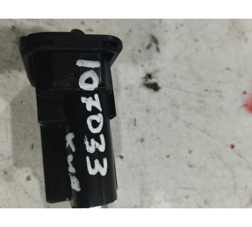 Активатор крышки лючка бензобака