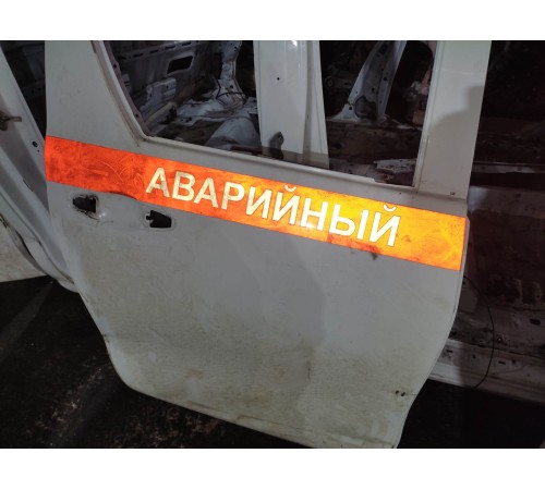 Дверь (задняя, правая)