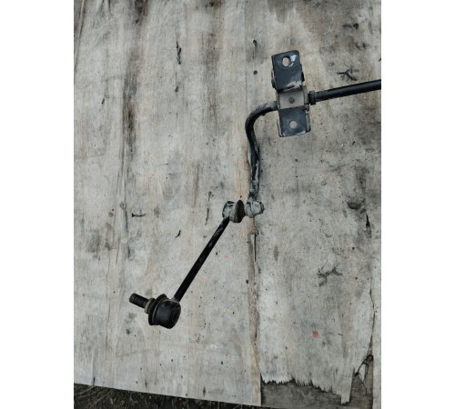 Стабилизатор поперечной устойчивости задний