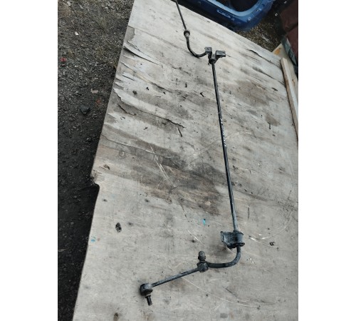 Стабилизатор поперечной устойчивости задний