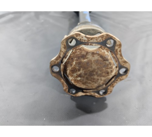 Привод(полуось) передний левый