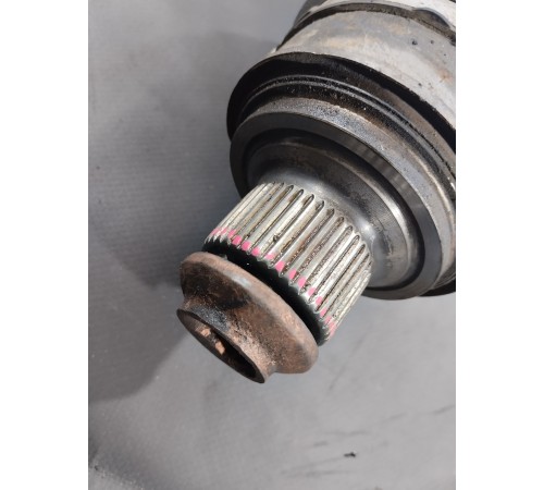 Привод(полуось) передний левый