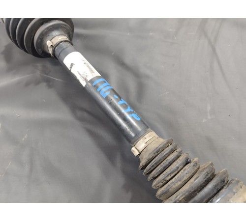 Привод(полуось) передний левый