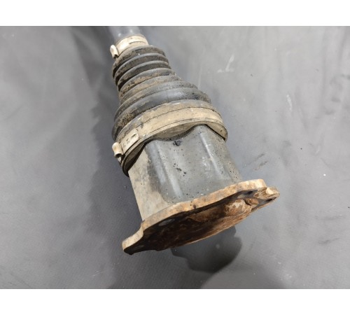 Привод(полуось) передний левый