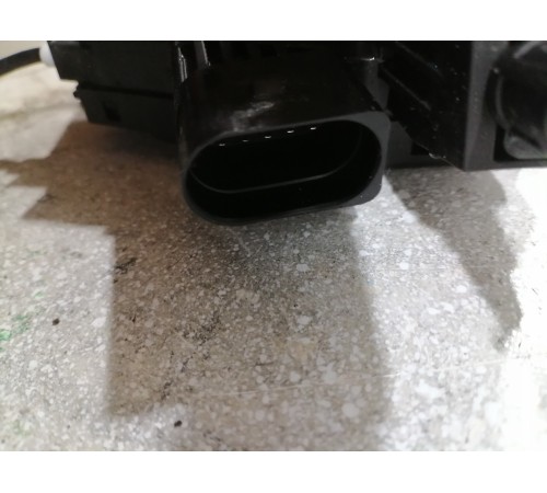 Замок двери задний левый