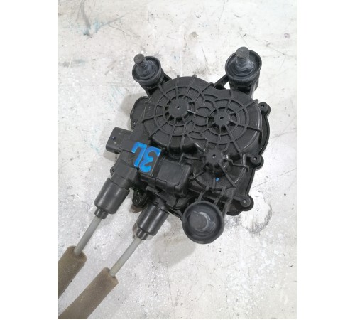 Замок двери задний левый