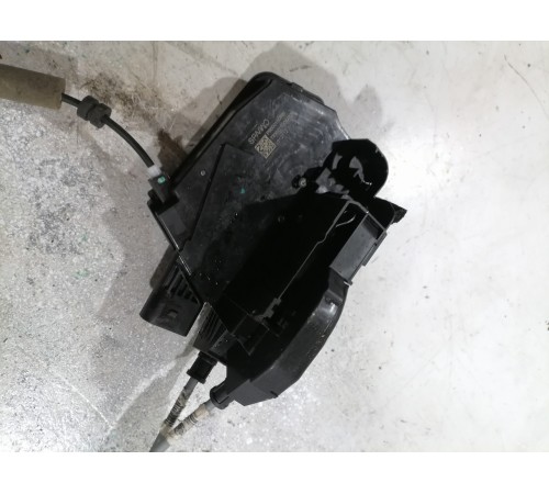 Замок двери задний левый