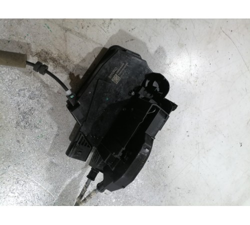 Замок двери задний левый