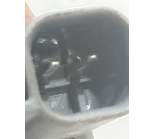 Датчик ABS(передний левый)