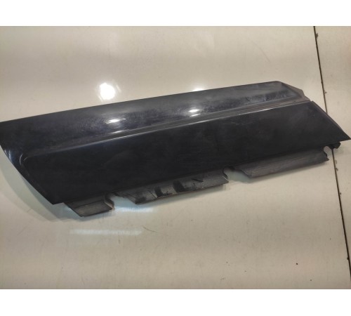 накладка глухого стекла (задняя правая)