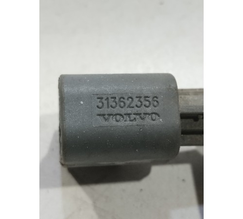 Датчик ABS(передний левый)