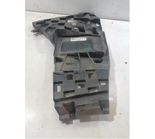 Кронштейн заднего бампера левый