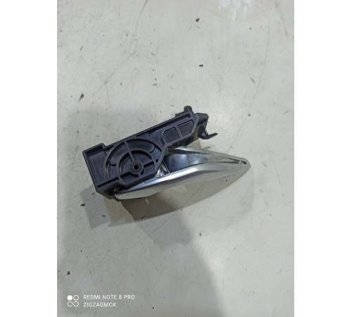 Ручка двери (передняя правая внутренняя)