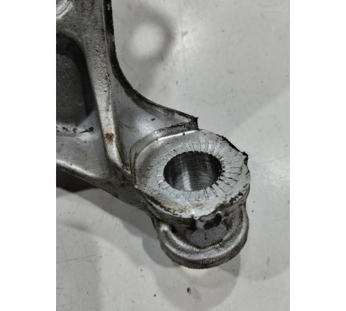 Кронштейн(крепление) переднего подрамника левый