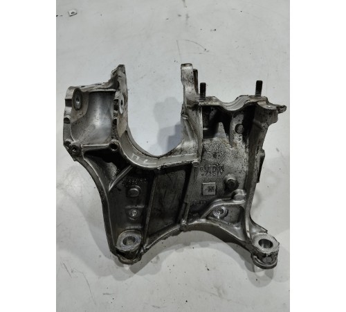 Кронштейн(крепление) переднего подрамника левый